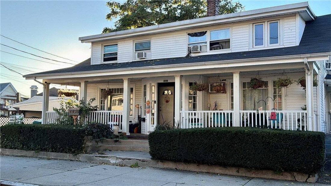 Andere in Woonsocket, Rhode Island, Vereinigte Staaten 2 - 19113408