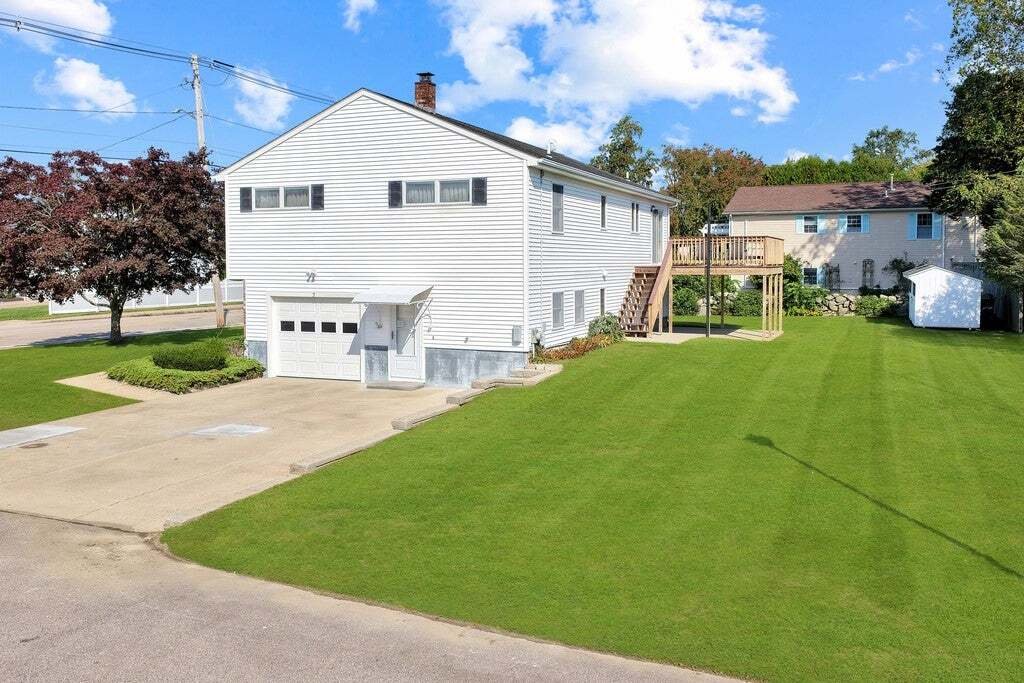 House in Westerly, Rhode Island, United States 3 - 19113423
