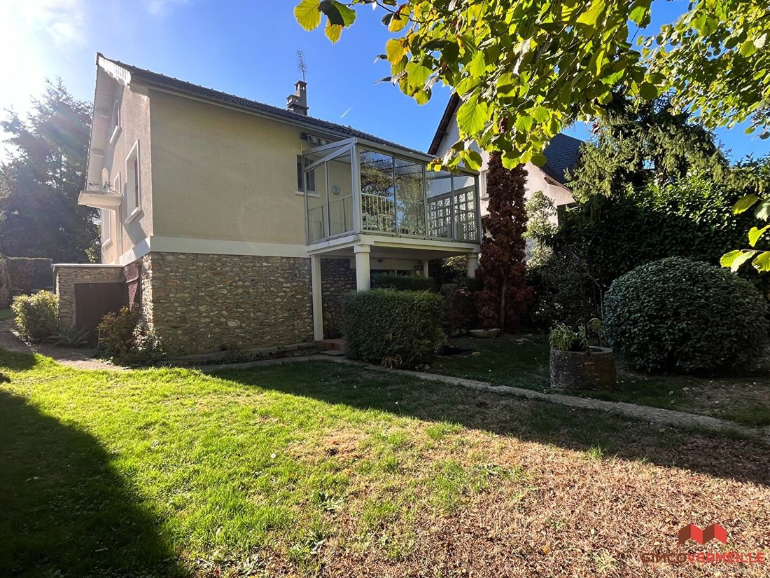 Casa en Gressets-Centre-Garenne-Bechevet, La Celle-Saint-Cloud, Francia 1 - 19115507