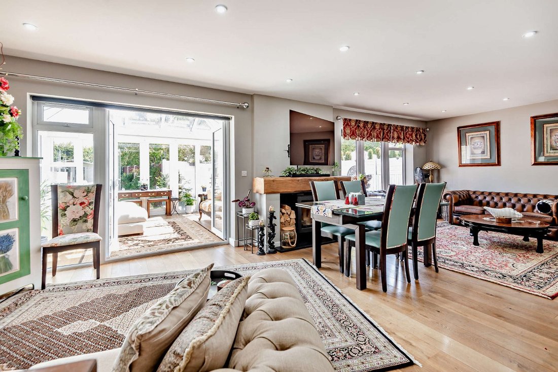 Casa en Windsor, Inglaterra 3 - 19110569