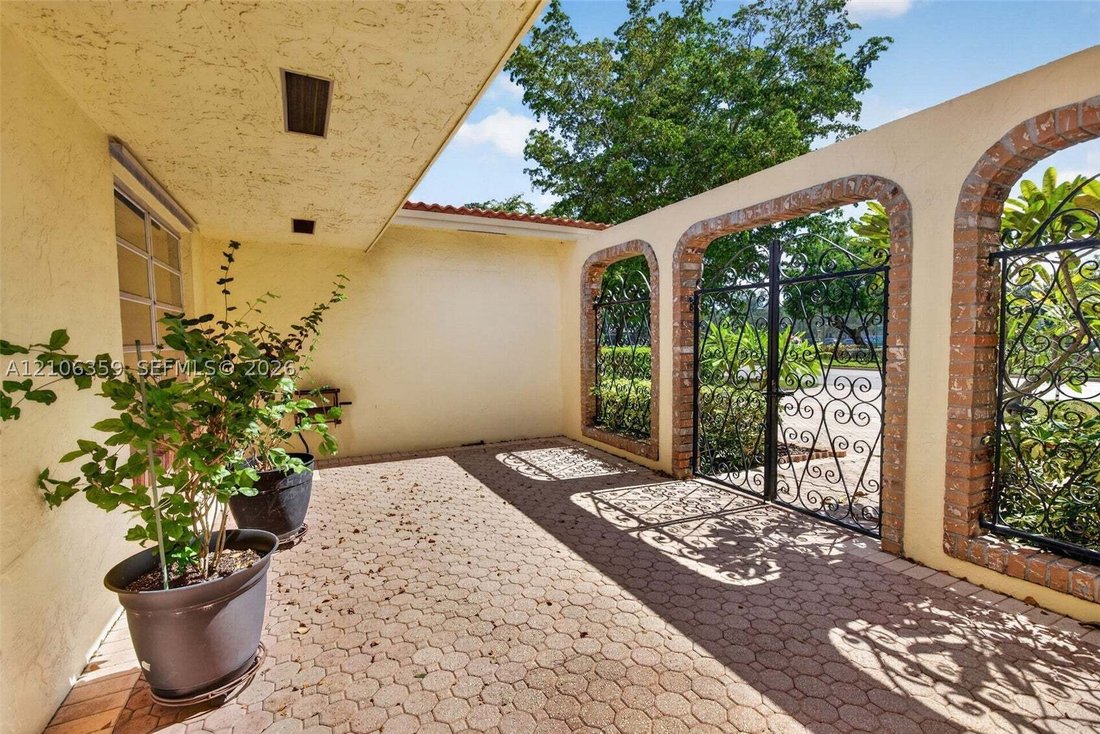 House in Pembroke Pines, Florida, United States 3 - 19114159