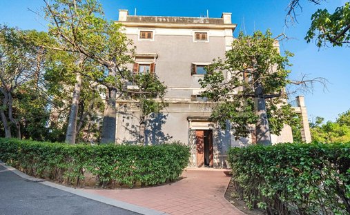 Villa in Cannizzaro-Carruba di Ognina, Catania, Italy 1