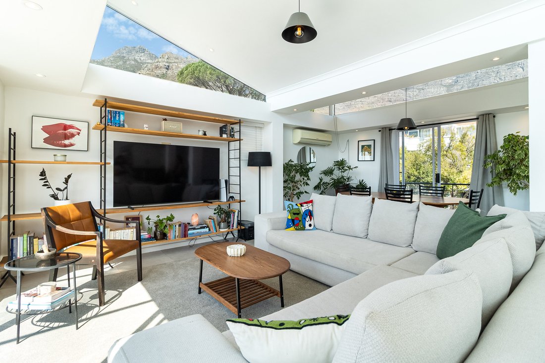 Apartment in Vredehoek, City Bowl, Cape Town 1 - 19116679