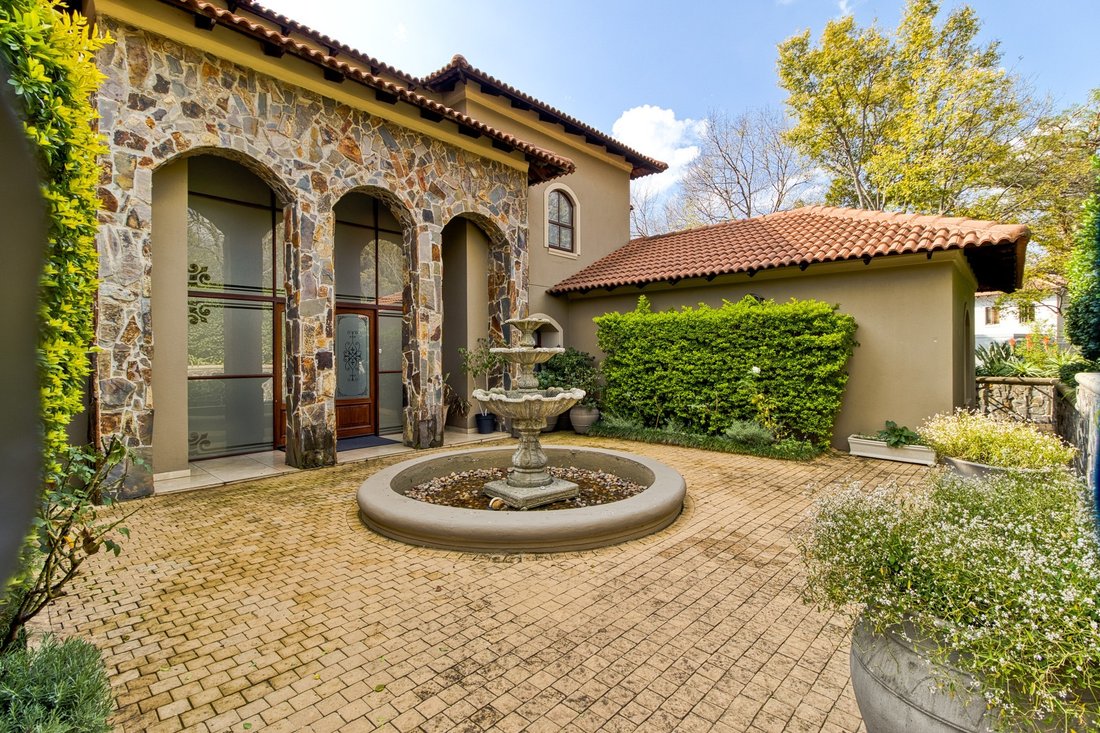 House in Dainfern Valley, Gauteng, South Africa 1 - 19116258