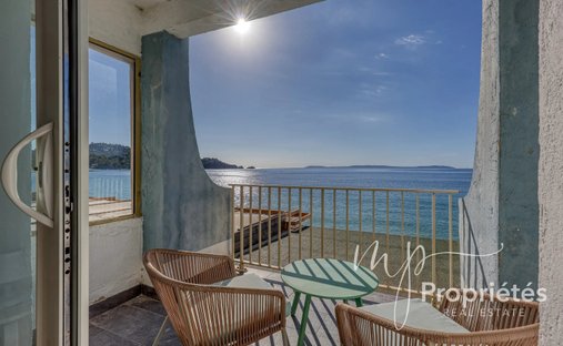 Appartamento a Le Lavandou, Provenza-Alpi-Costa Azzurra, Francia 1