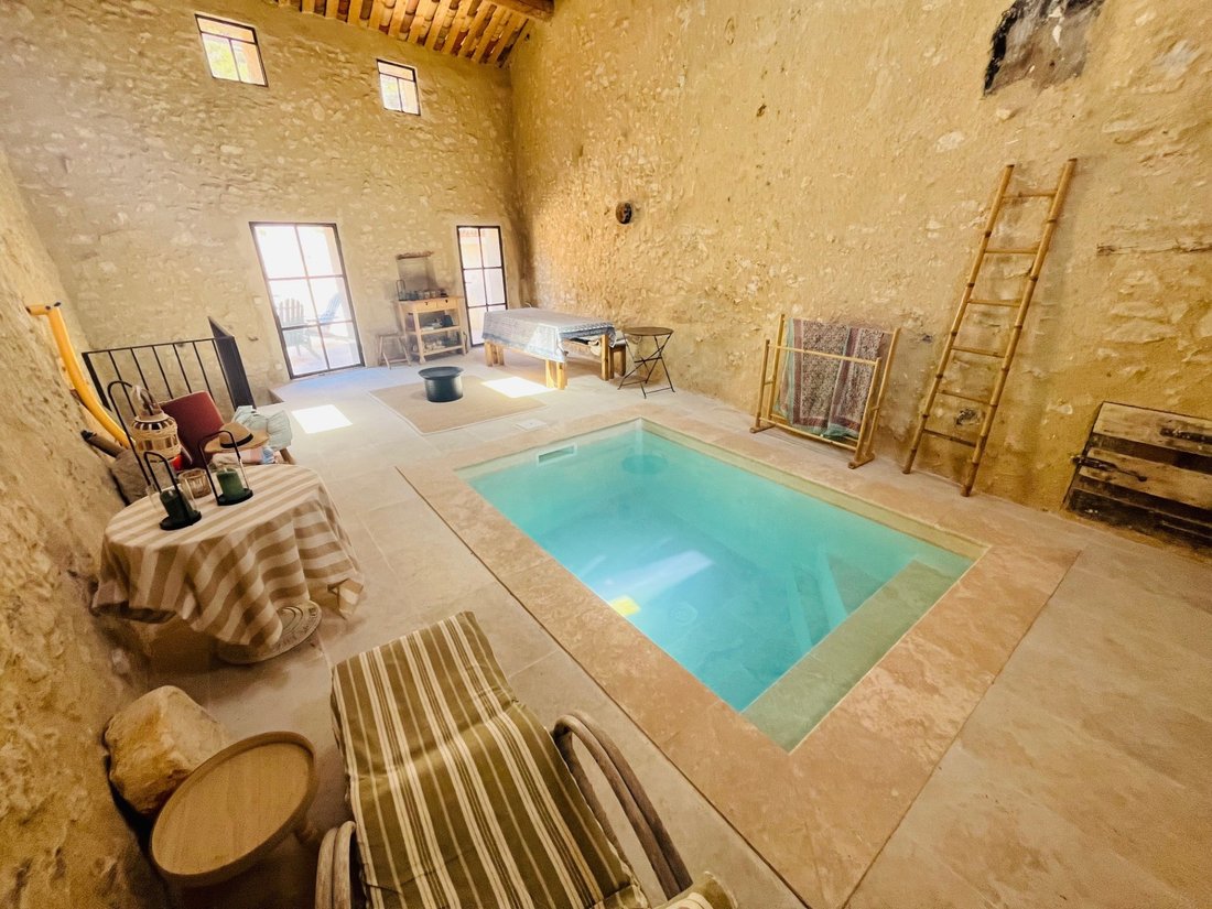 Casa a Saint-Saturnin-lès-Apt, Provenza-Alpi-Costa Azzurra, Francia 3 - 17435895