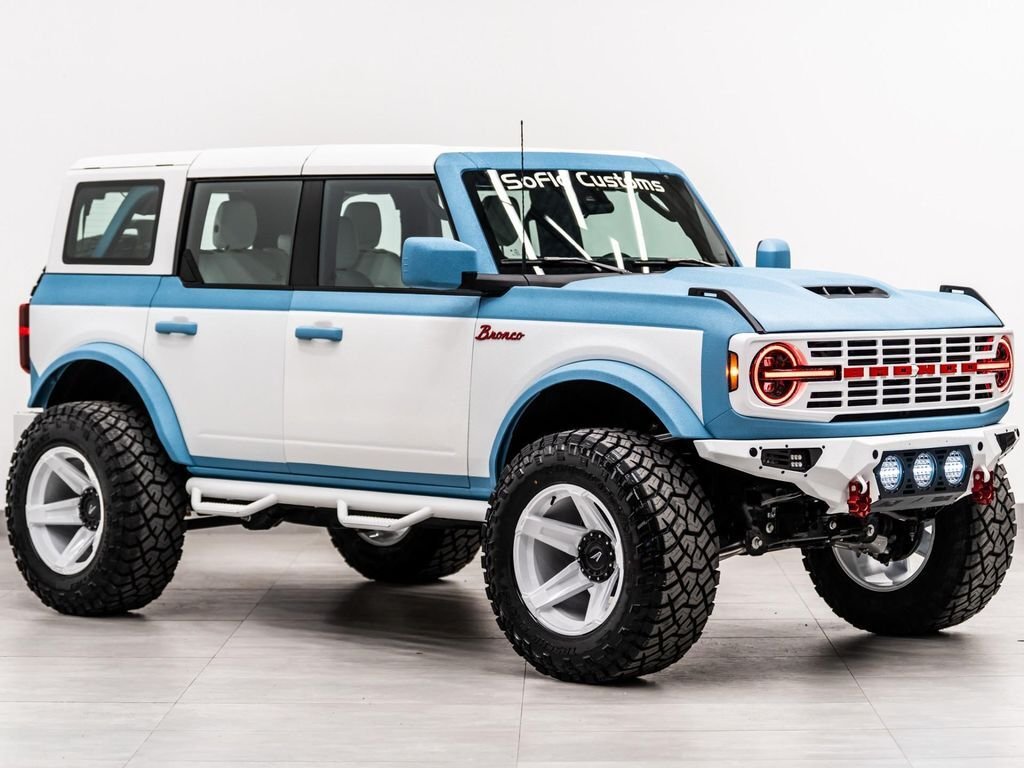 Ford Bronco 4X4 in Fort Lauderdale, FL, United States 1 - 19105402
