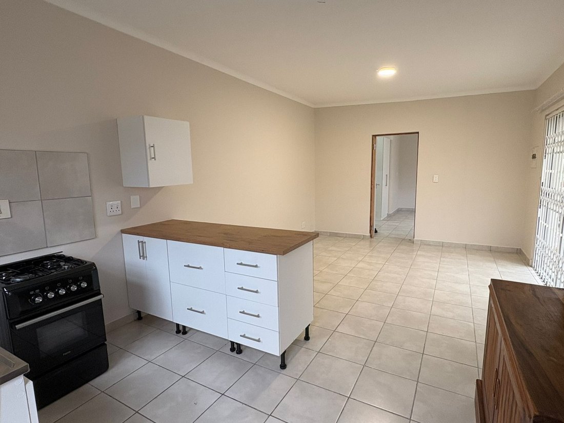 Apartamento en Municipio Metropolitano de Buffalo City, El Cabo Oriental, Sudáfrica 4 - 19116262