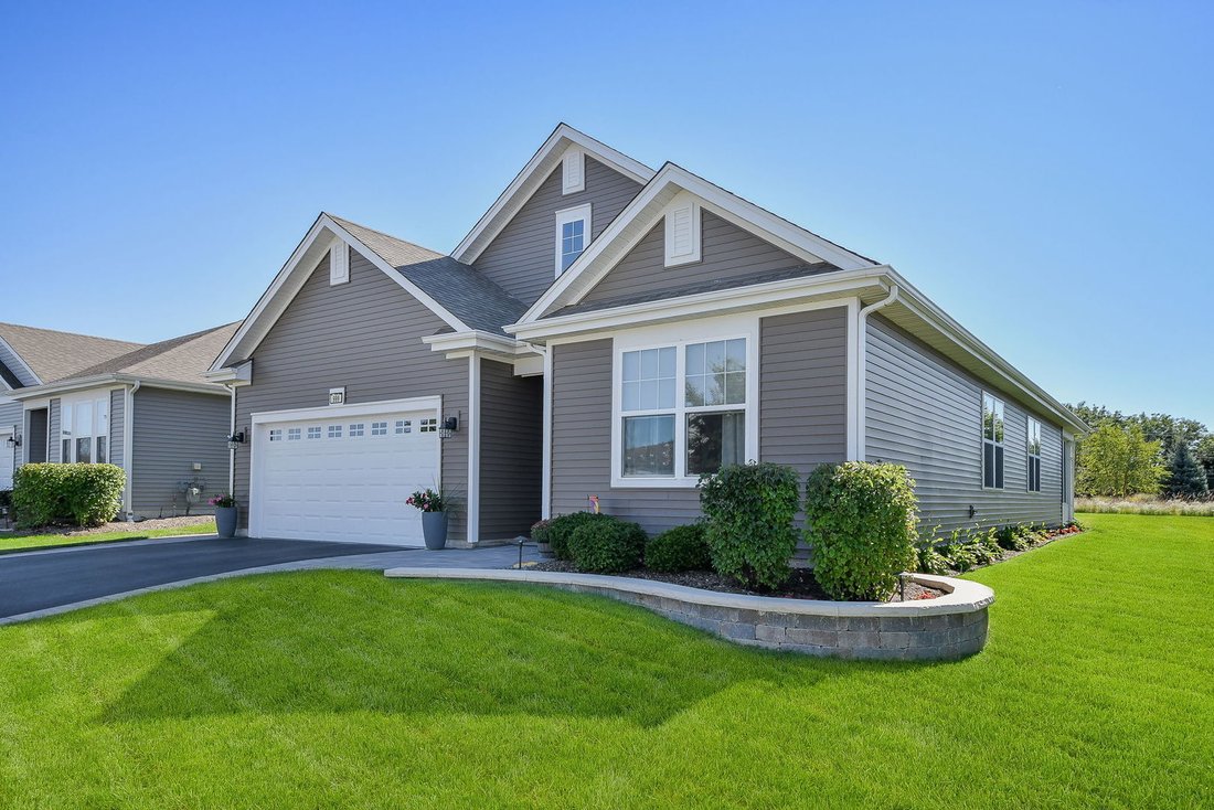 House in Pingree Grove, Illinois, United States 2 - 19114106