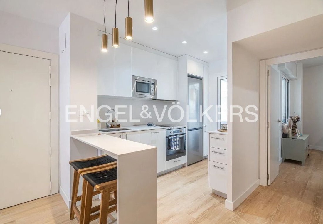 Wohnung in Les Corts, Barcelona, Spanien 4 - 19115058
