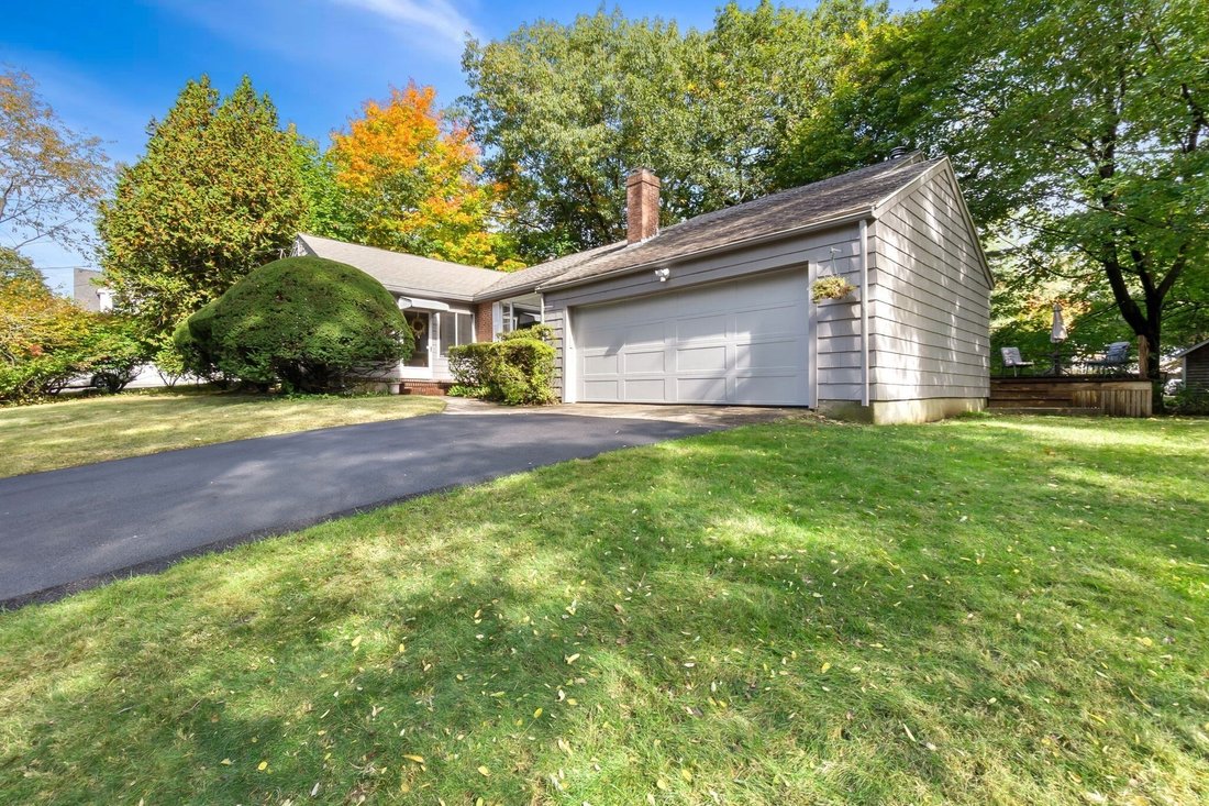 House in Beverly, Massachusetts, United States 3 - 19116021