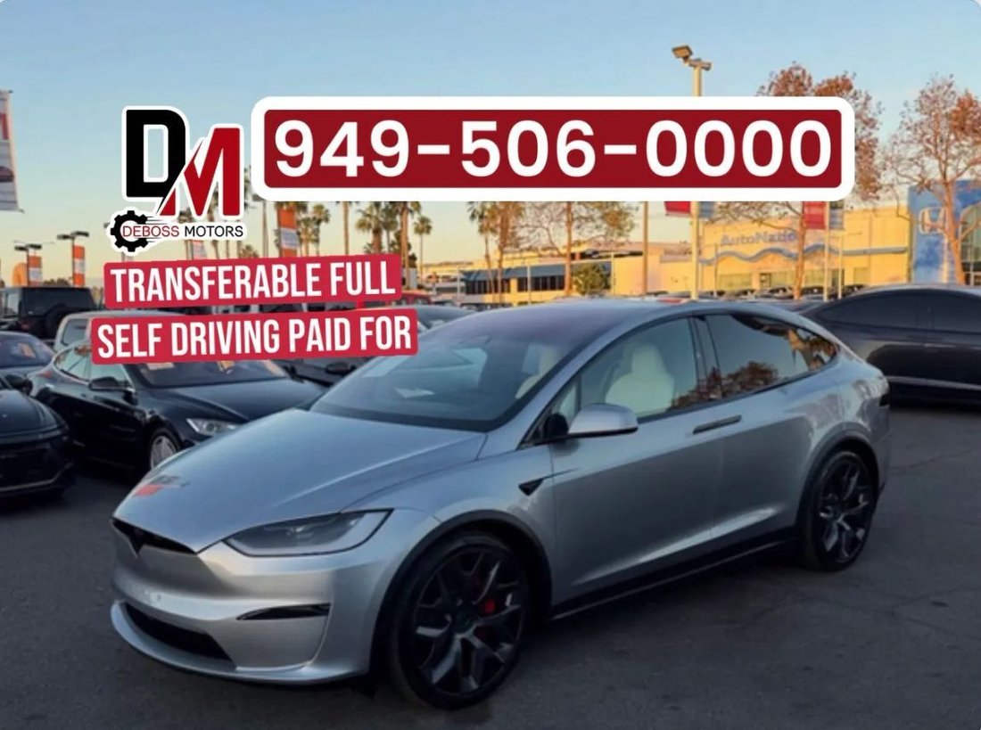 Suv in Costa Mesa, CA, United States 1 - 19081727