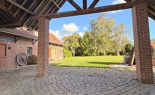 Villa in Centre Ville, Bethune, France 1