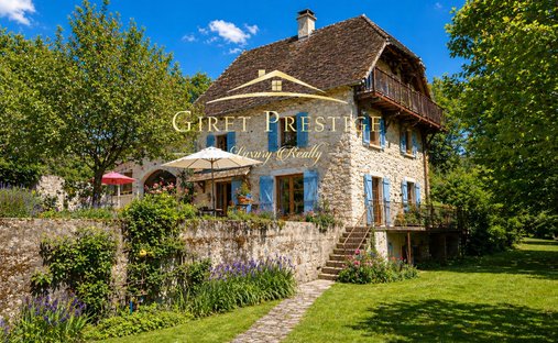 Haus in Lhuis, Auvergne-Rhone-Alpen, Frankreich 1