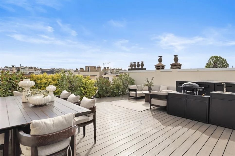 Townhouse in La Plaine des Sablons, Neuilly-sur-Seine, France 2 - 19115319