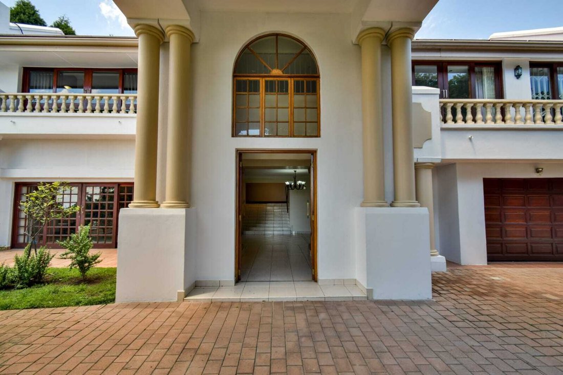 Maison à Municipalité locale de Rustenburg, Nord-Ouest, Afrique du Sud 3 - 19116344