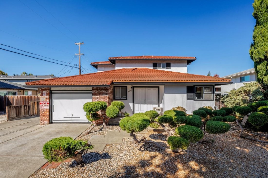 Sunnyvale, California, United States 2 - 19114368