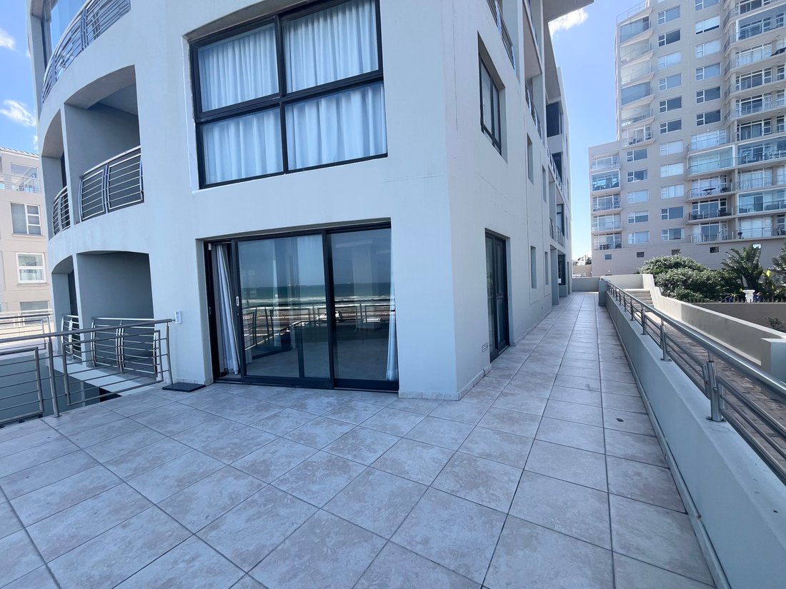 Apartment in Bloubergrant, Blaauwberg, Cape Town 2 - 19116542