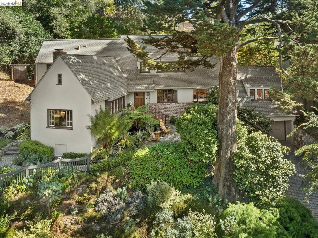 House in Oakland, California, United States 1 - 19114350