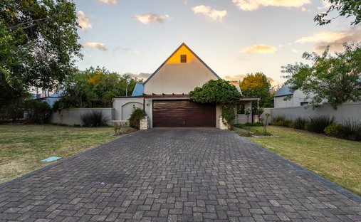 Country House in Stellenbosch, Western Cape, South Africa 1