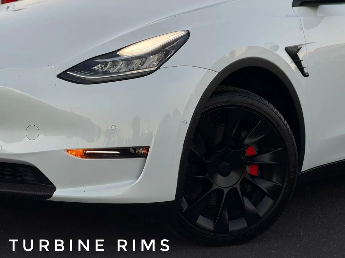 Suv in Sacramento, CA, United States 2 - 19112325