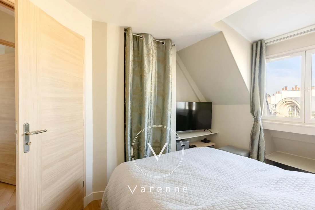 Wohnung in Cambronne-Garibaldi, Paris 15e Arrondissement, Paris 4 - 19115744