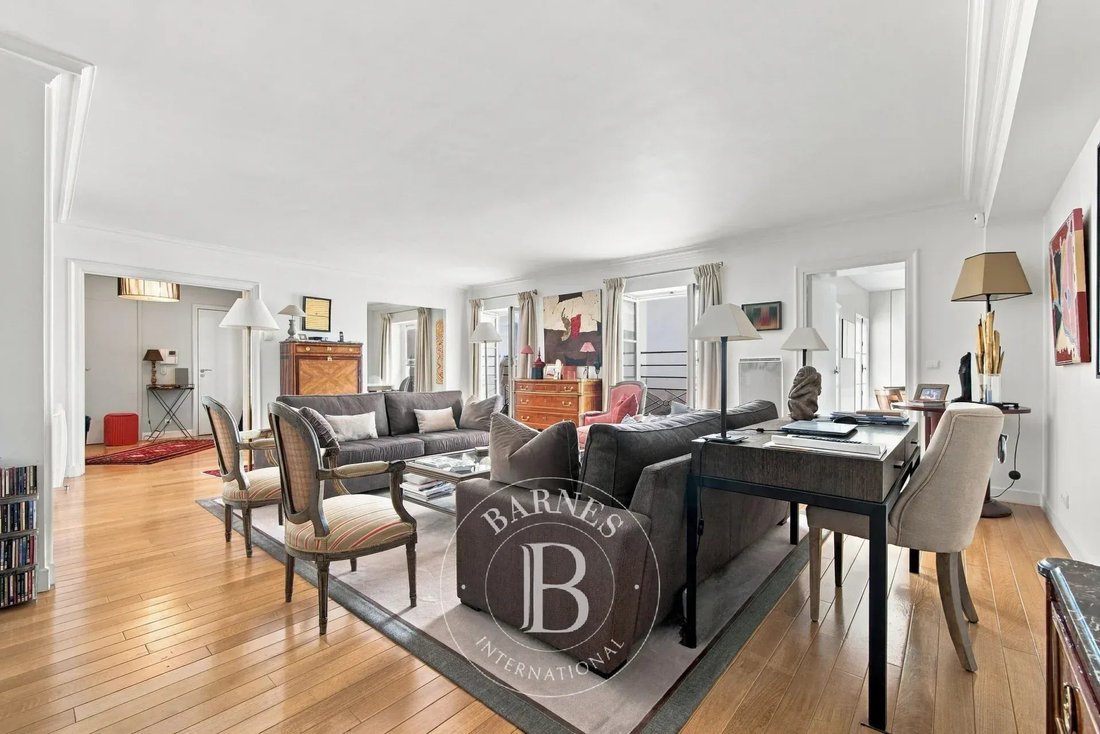 Apartment in Enfants Rouges, Paris 3e Arrondissement, Paris 1 - 19094772
