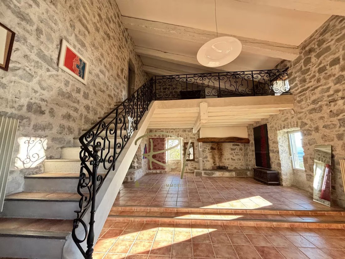 Haus in Labeaume, Auvergne-Rhone-Alpen, Frankreich 5 - 18752966