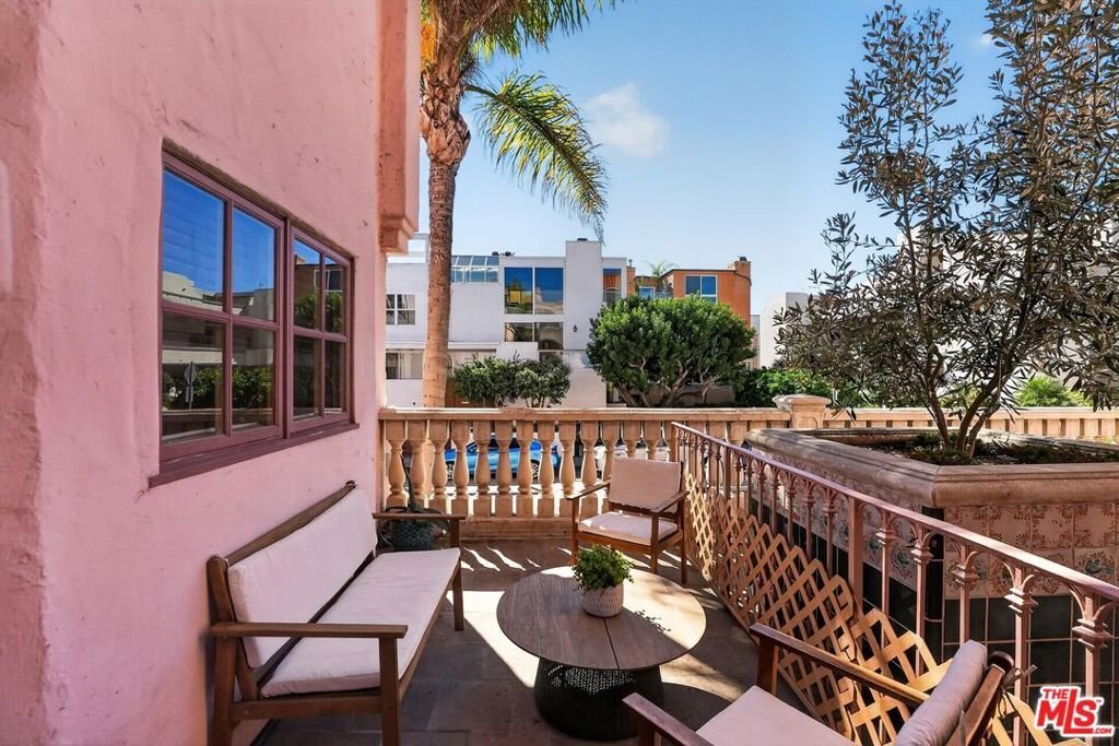 Appartement à Los Angeles, Californie, États-Unis 5 - 19113989