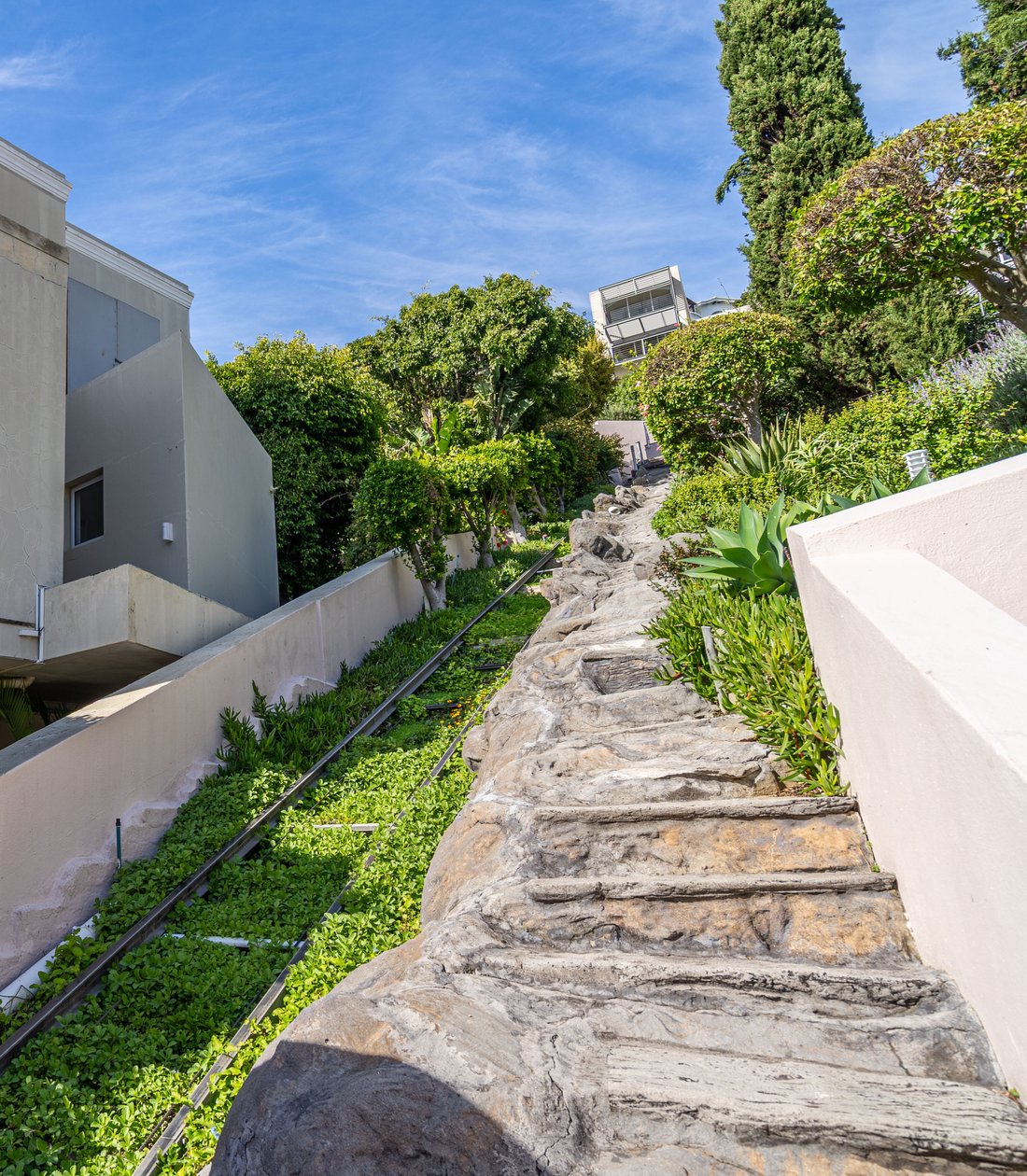 Apartment in Bantry Bay, Atlantic Seaboard, Cape Town 3 - 19116302