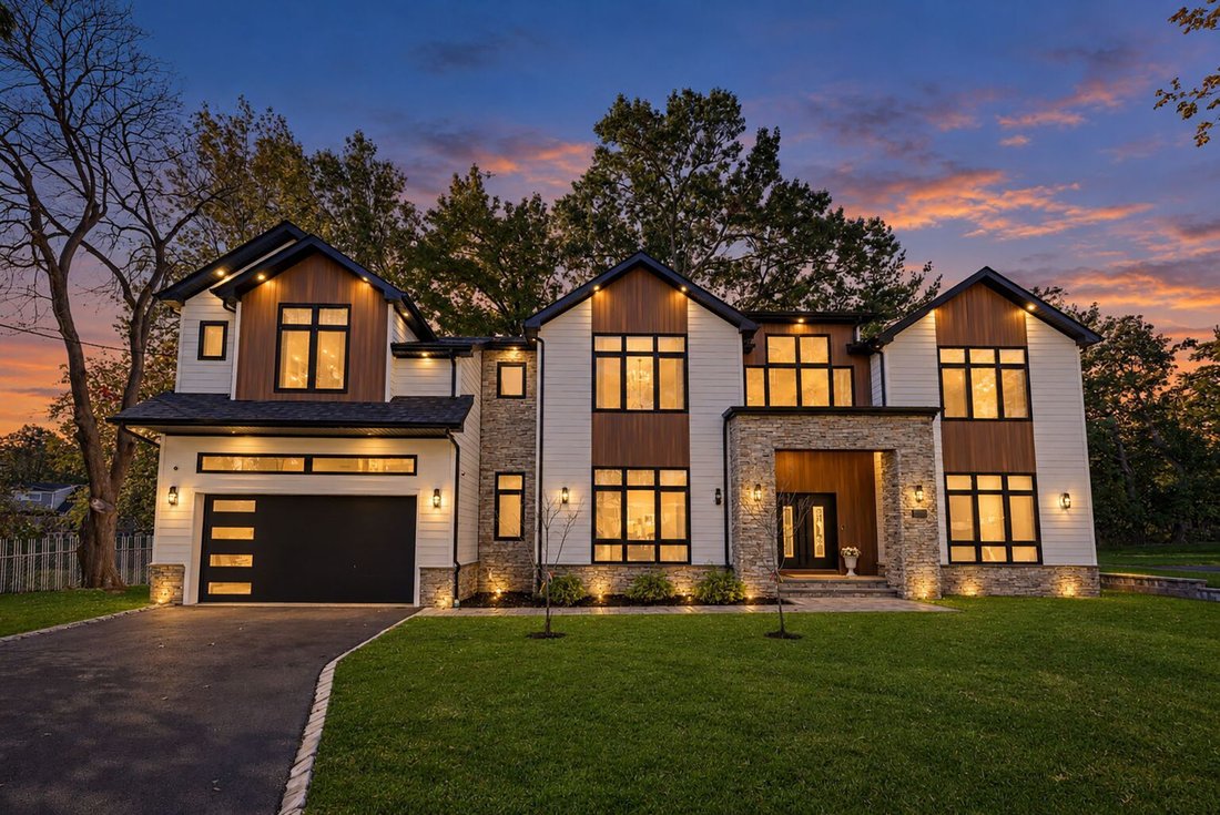 House in Paramus, New Jersey, United States 1 - 19103154