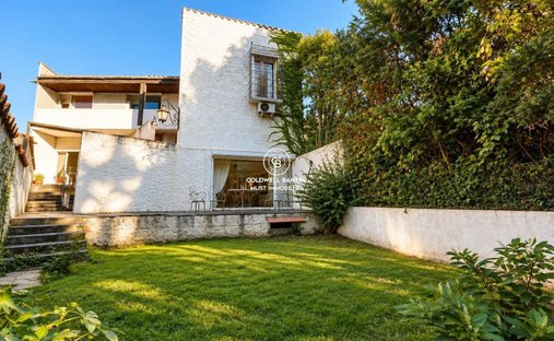Townhouse in Centre Ville, Perpignan, France 1