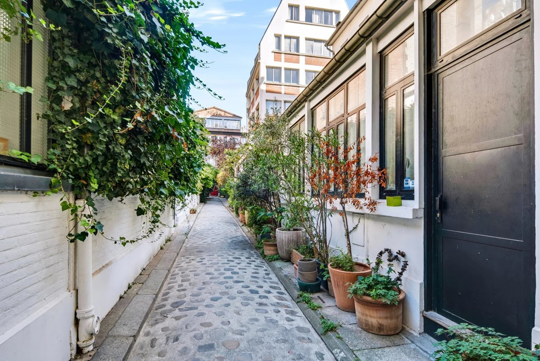 Apartment in Chateau d'Eau-Lancry, Paris 10e Arrondissement, Paris 2 - 19111773