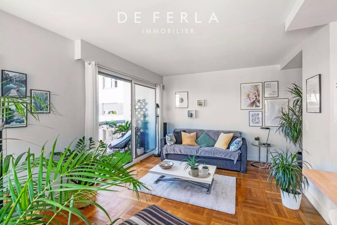 Apartment in Georges Brassens, Paris 15e Arrondissement, Paris 4 - 19115616