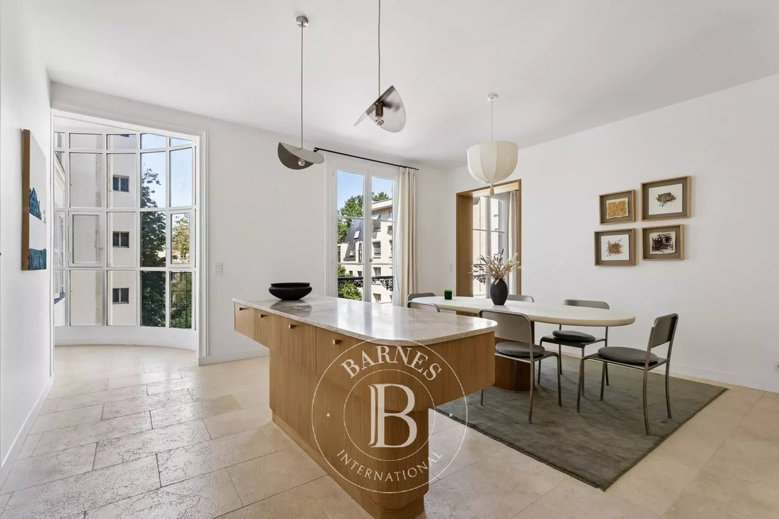 Apartment in Invalides, Paris 7e Arrondissement, Paris 1 - 19111423