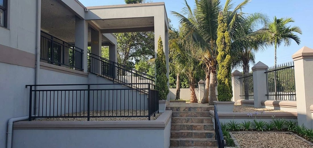Maison à Meer En See, KwaZulu-Natal, Afrique du Sud 1 - 19116248