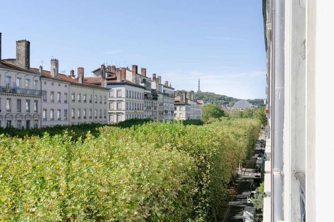 Apartment in Tête d'Or-Foch-Vitton, Lyon 6e Arrondissement, Lyon 4 - 19115358