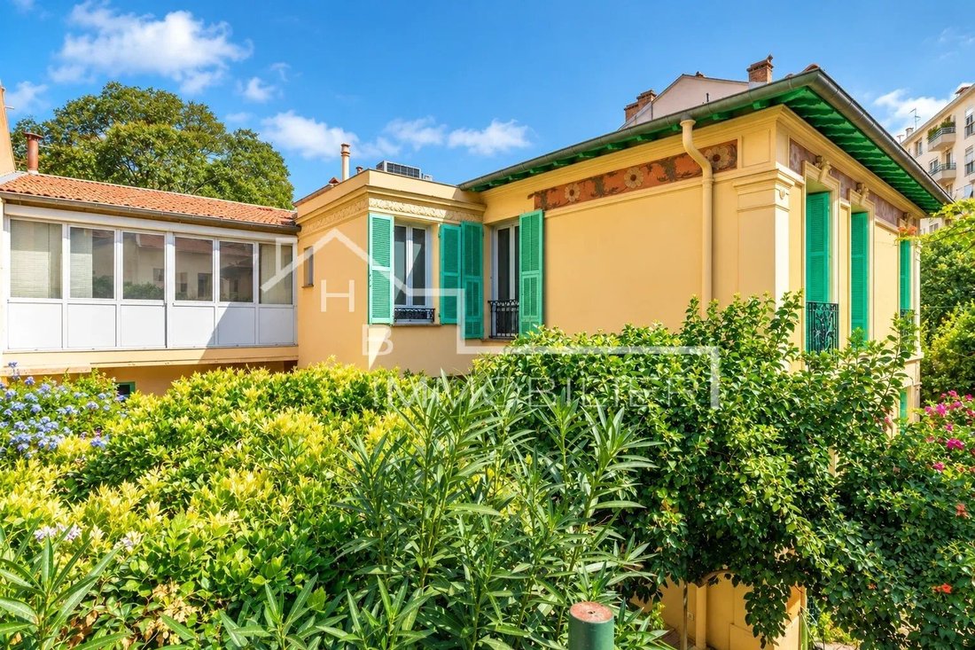 Villa in Nizza, Provence-Alpes-Côte d'Azur, Frankreich 1 - 19111764