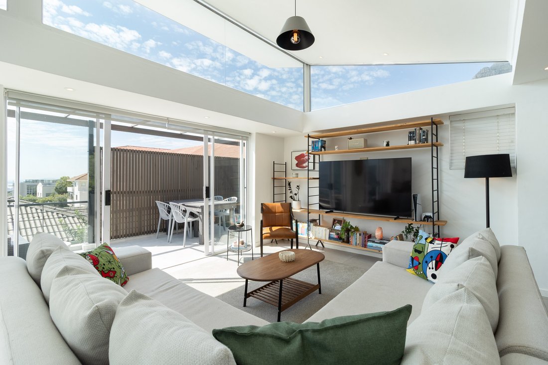 Apartment in Vredehoek, City Bowl, Cape Town 3 - 19116679