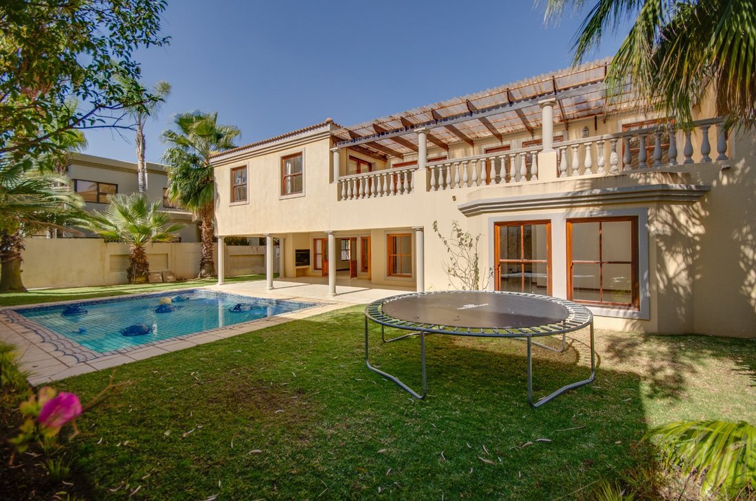 House in Dainfern, Gauteng, South Africa 1 - 19116778