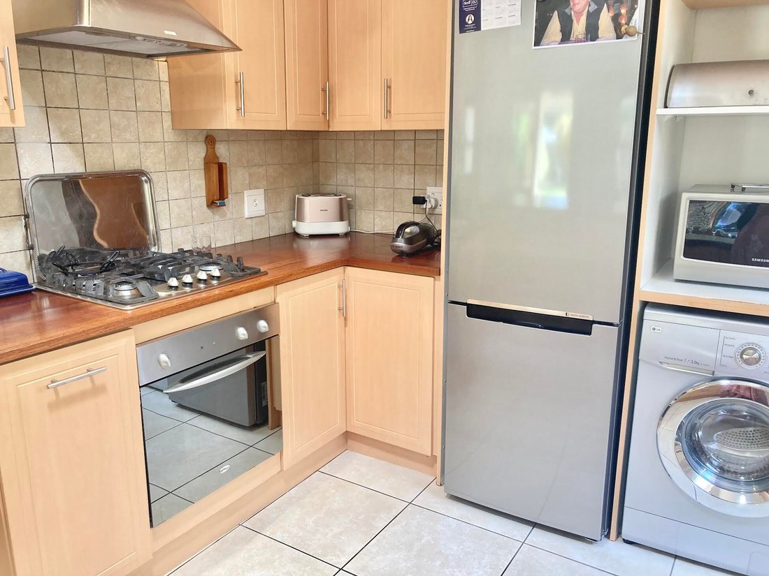 House in Constantia, Southern Suburbs, Cape Town 5 - 19116735