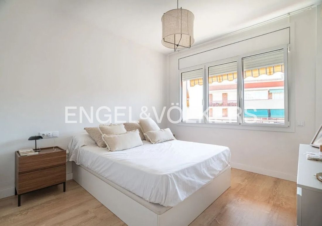Wohnung in Les Corts, Barcelona, Spanien 5 - 19115058
