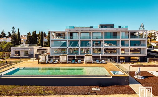 Villa in Porches, Algarve, Portugal 1