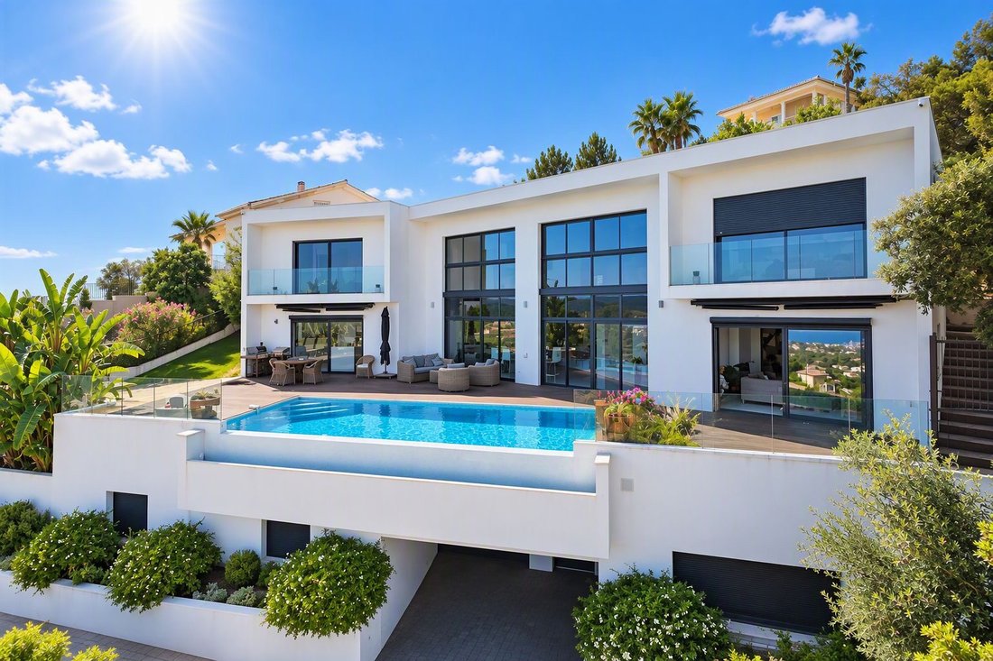 Villa in Exterieurs, Frejus, France 1 - 19115179