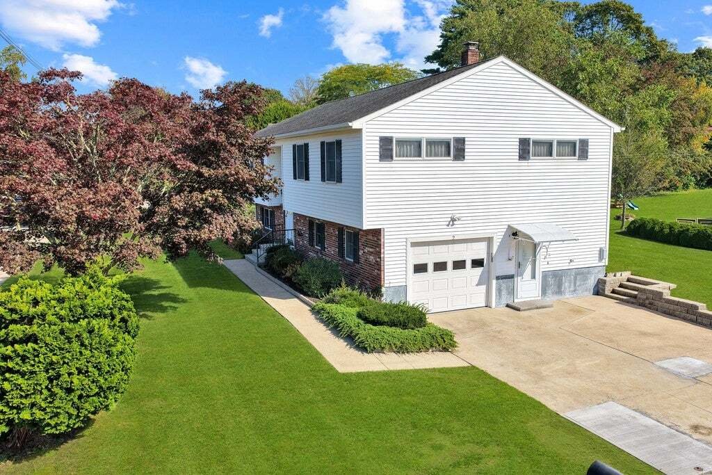 House in Westerly, Rhode Island, United States 2 - 19113423
