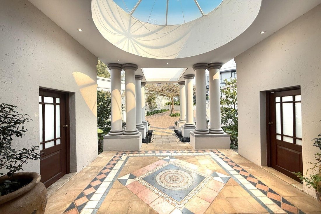 House in Hyde Park, Gauteng, South Africa 3 - 19116809