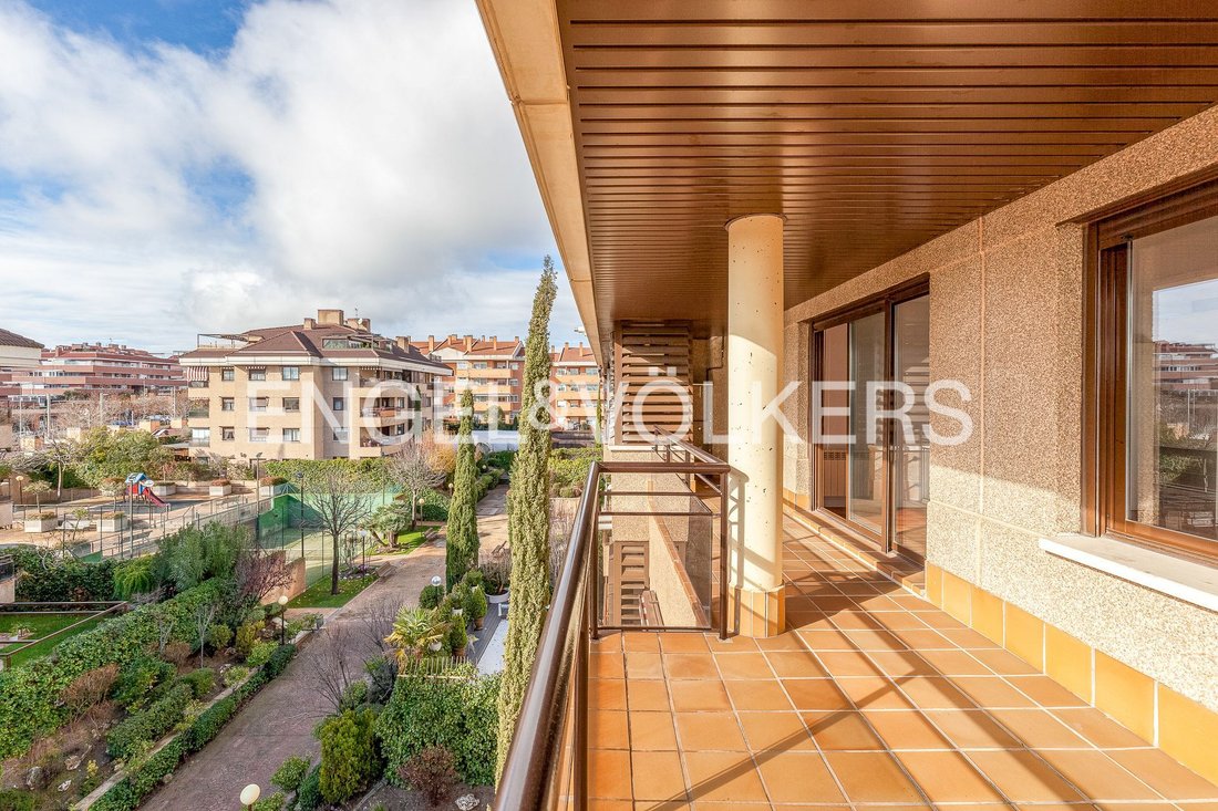 Penthouse in Boadilla del Monte, Comunidad de Madrid, Spain 1 - 19115750