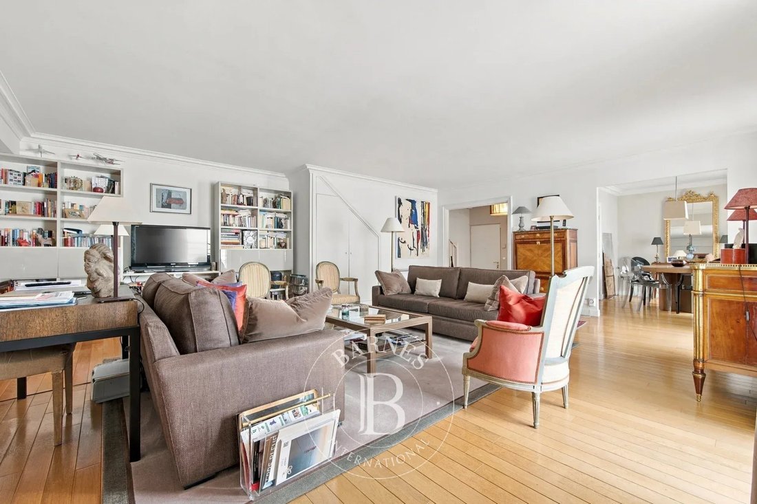Apartment in Enfants Rouges, Paris 3e Arrondissement, Paris 2 - 19094772
