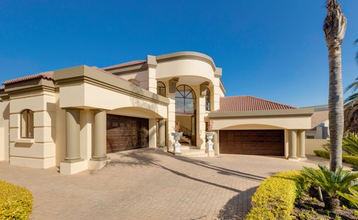 House in Dainfern, Gauteng, South Africa 1