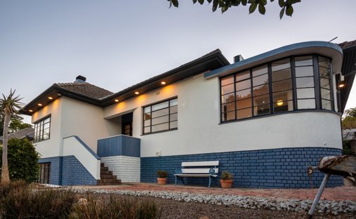 House in Courtrai, Western Cape, South Africa 1